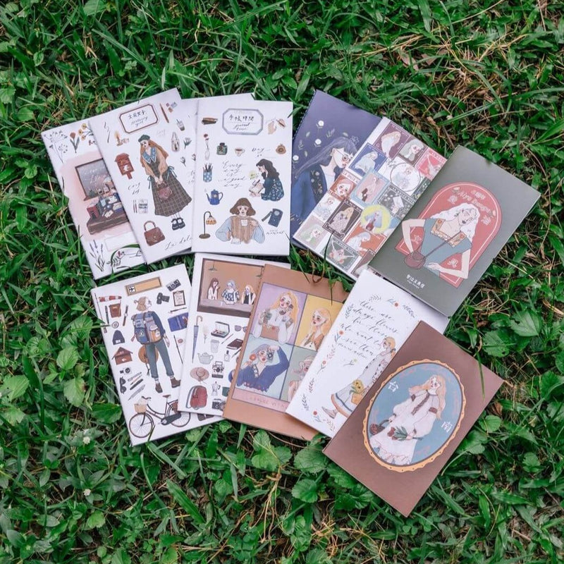 La Dolce Vita Journal Time Notebook: Tainan Embroidery Dress Girl