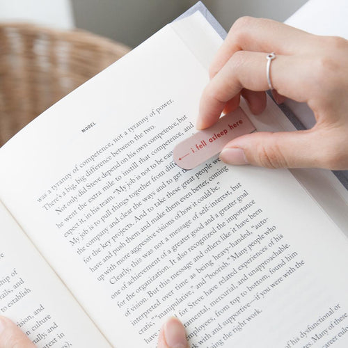 ease around Magnetic Bookmarks