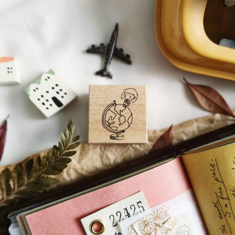 Mini Girls: Thumbelina Rubber Stamp