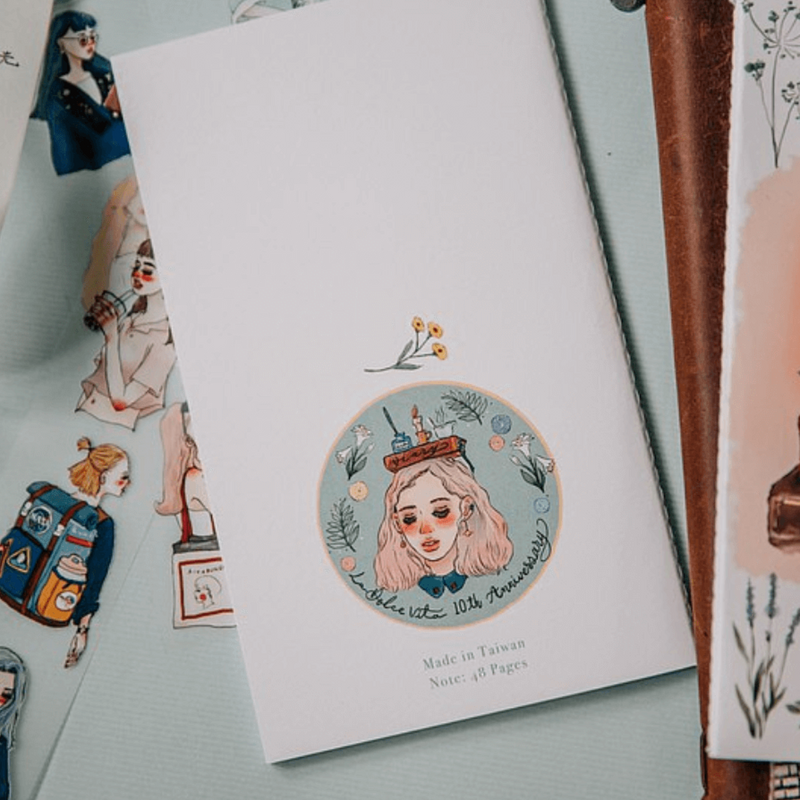 La Dolce Vita 10th Anniversary Notebook: Life is Beautiful