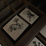 som studio Rubber Stamp: Pressed Flower Series