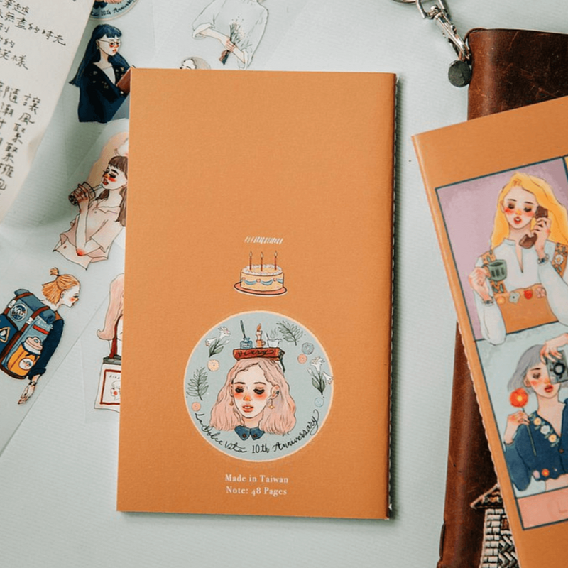 La Dolce Vita 10th Anniversary Notebook: The Song of Hundred Blooms